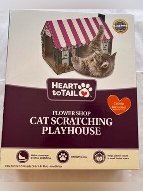 Heart to Tail Flower Shop Cat Scratching Playhouse w/ catnip - new unopened